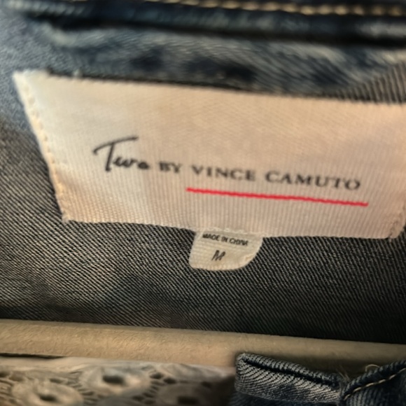 Denim and lace vest - Picture 3 of 5